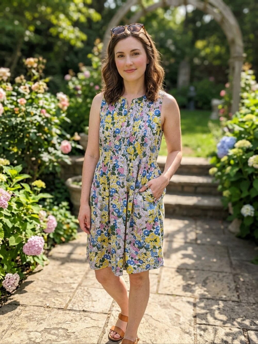 Sonoma Dress Size M Linen Blend Floral Pintucks 7 Button Neck Sleeveless Pockets